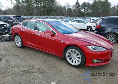 2017 Tesla Model S z USA, uszkodzony, nr VIN 5YJSA1E23HF200289